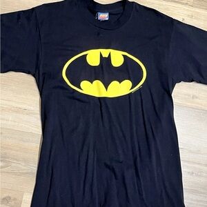 Vintage Batman logo tshirt single stitch on a sun tag xl